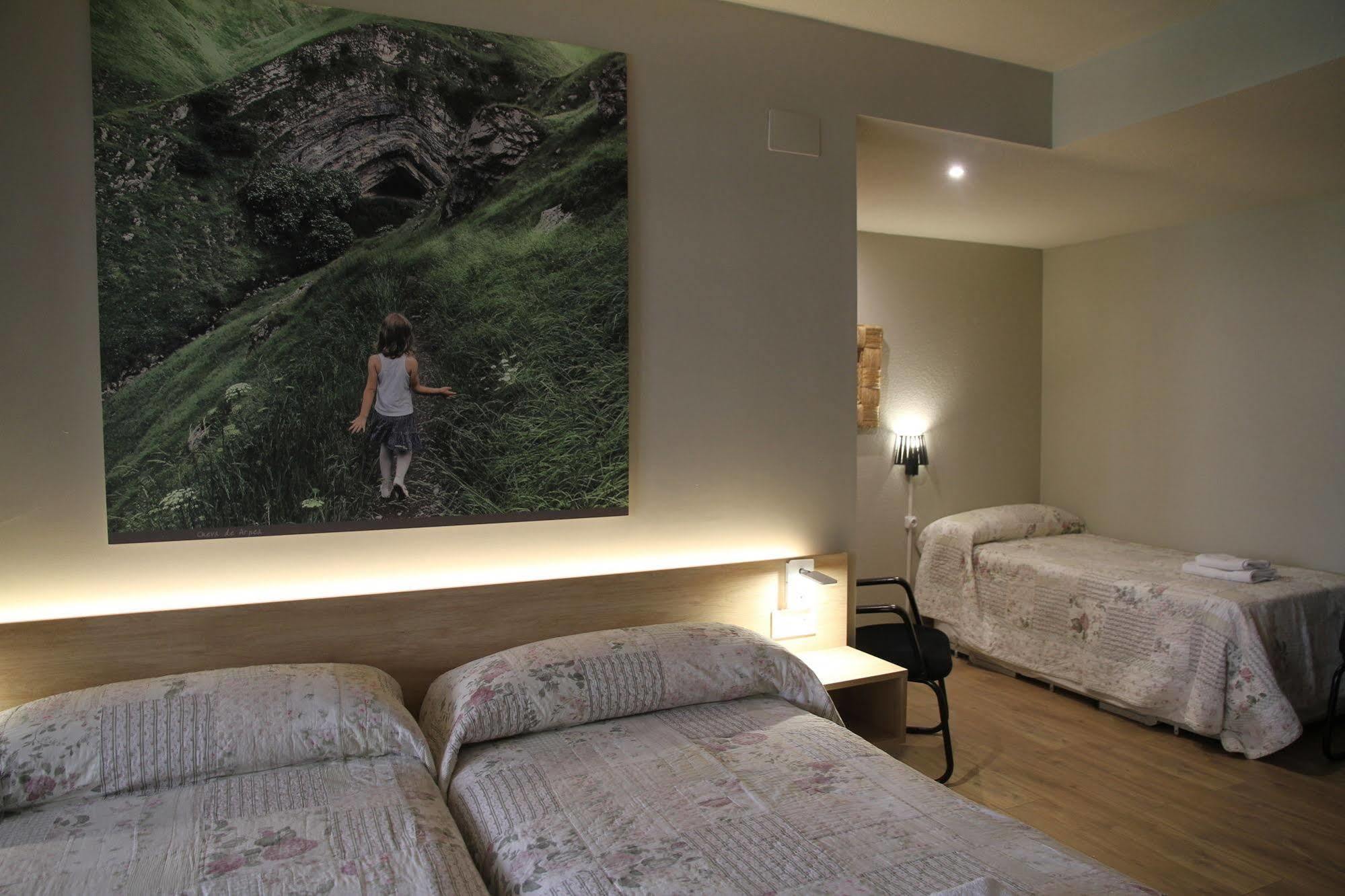 Alojamientos Acella Pamplona Dış mekan fotoğraf